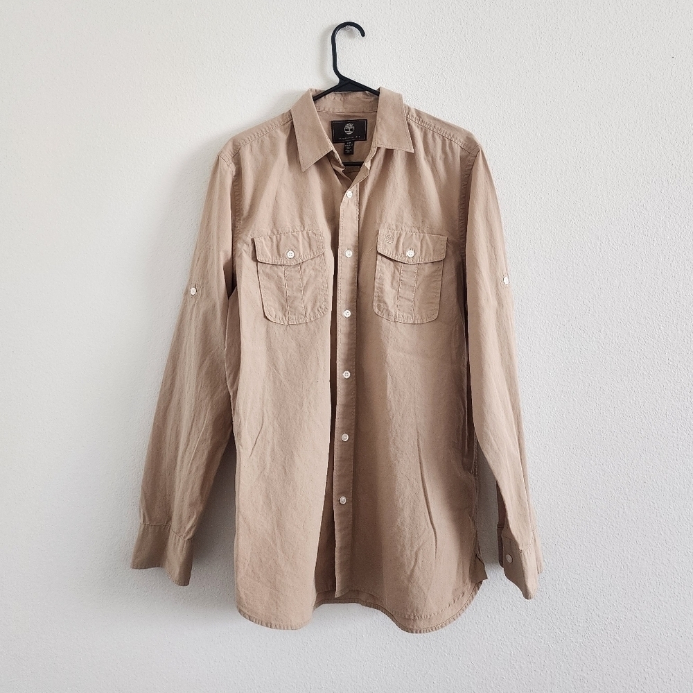Timberland Mens Long-Sleeve Button-Up Shirt in Khaki size Small